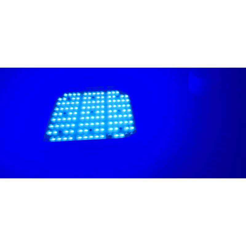 Éclairage urbain à led bleu